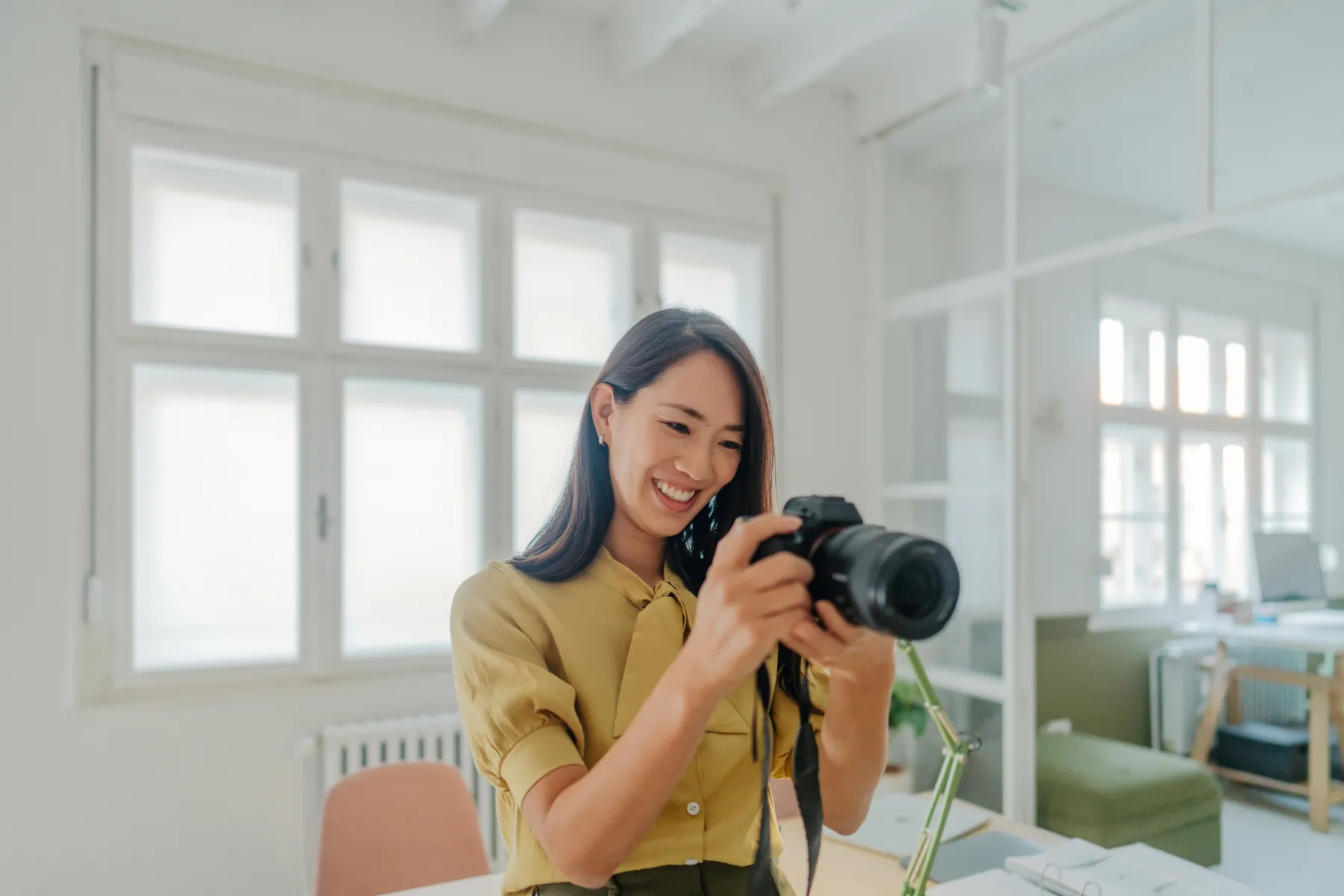 Anne, Startup Photographer
